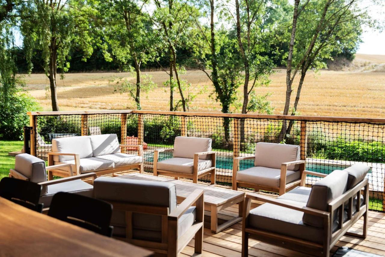Dans Les Arbres Bed & Breakfast Lanta Exterior photo